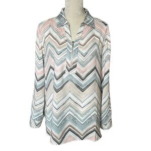 Chico’s Women’s Watercolor Chevron Top Size 2 Regular Size L Zip Detail Roll Tab